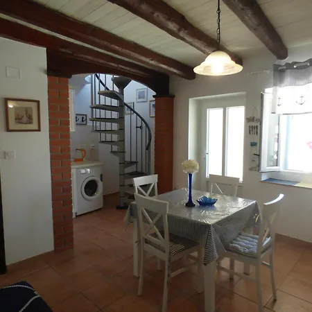Fonta In - Haus Fuer 3 Personen Funtana