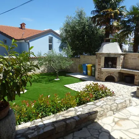 펜션 Fonta In - Haus Fuer 3 Personen 푼타나